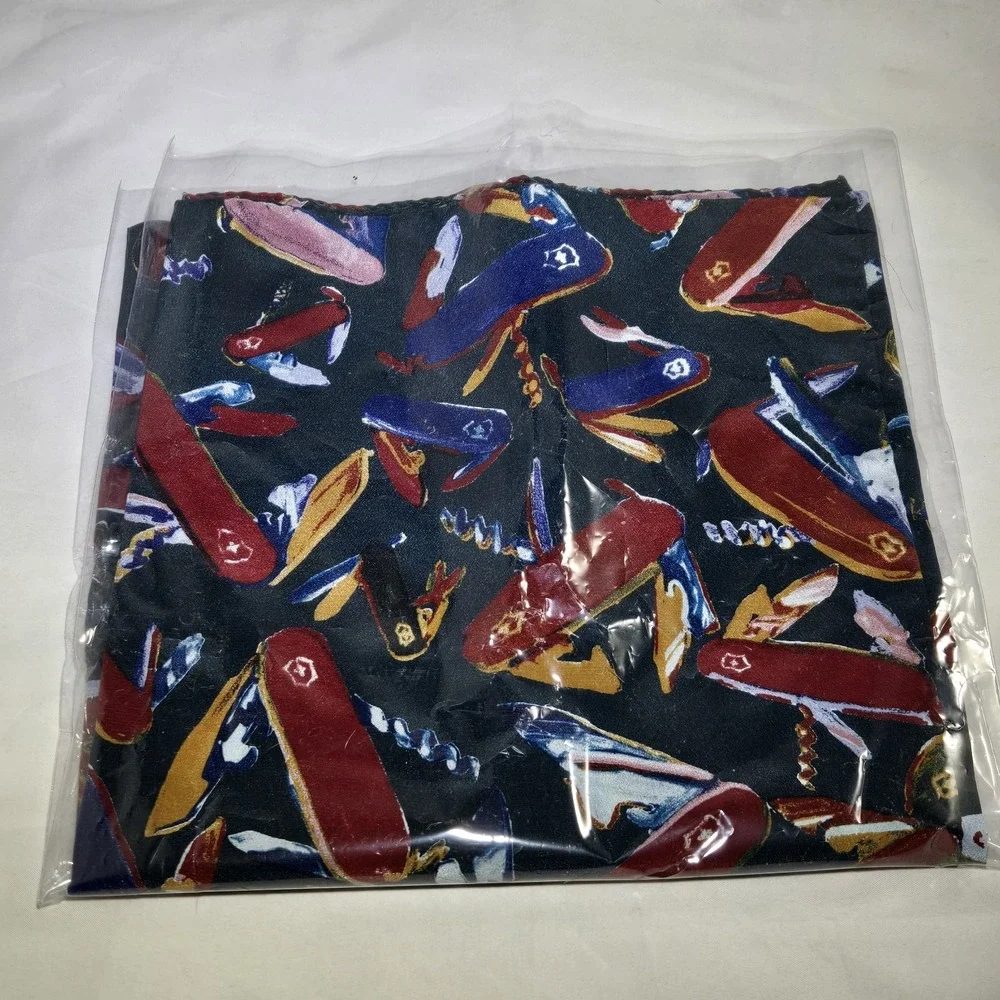 Victorinox‎ Vintage Silk Scarf Swiss Army Knives Kife All Over Print Italy Made